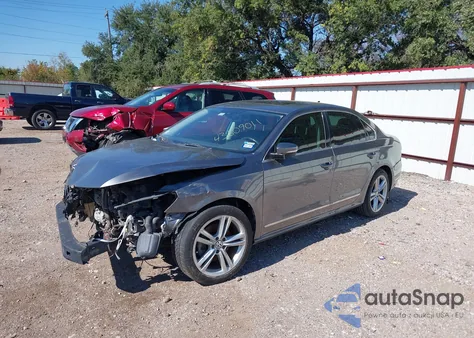 2015 Volkswagen Passat 2.0L Tdi Se z USA, uszkodzony, nr VIN 1VWBV7A30FC059601